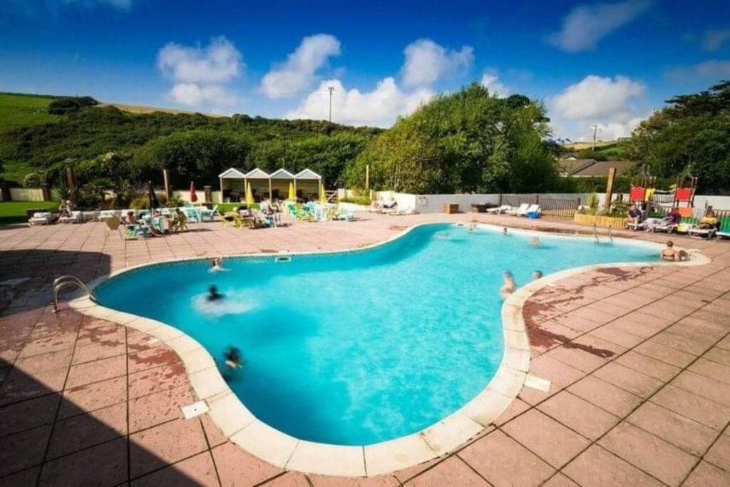 8 Sleep Chalet At Newquay Away Resorts Nb160 Exteriér fotografie